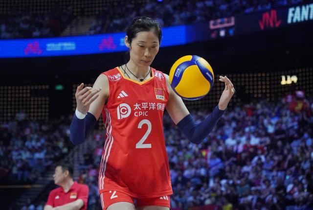 云开体育官网入口-朱婷回归有亮点但并非巅峰状态 出场时间少遭质疑