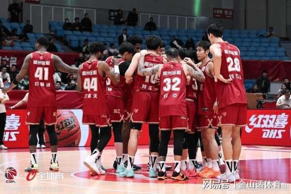 开云体育官网-唉！0分0板0助0断，一分钟3犯规，这种平庸之辈，咋进的国家队？